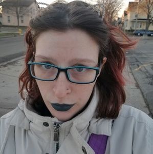 Meet your Posher, Tessa